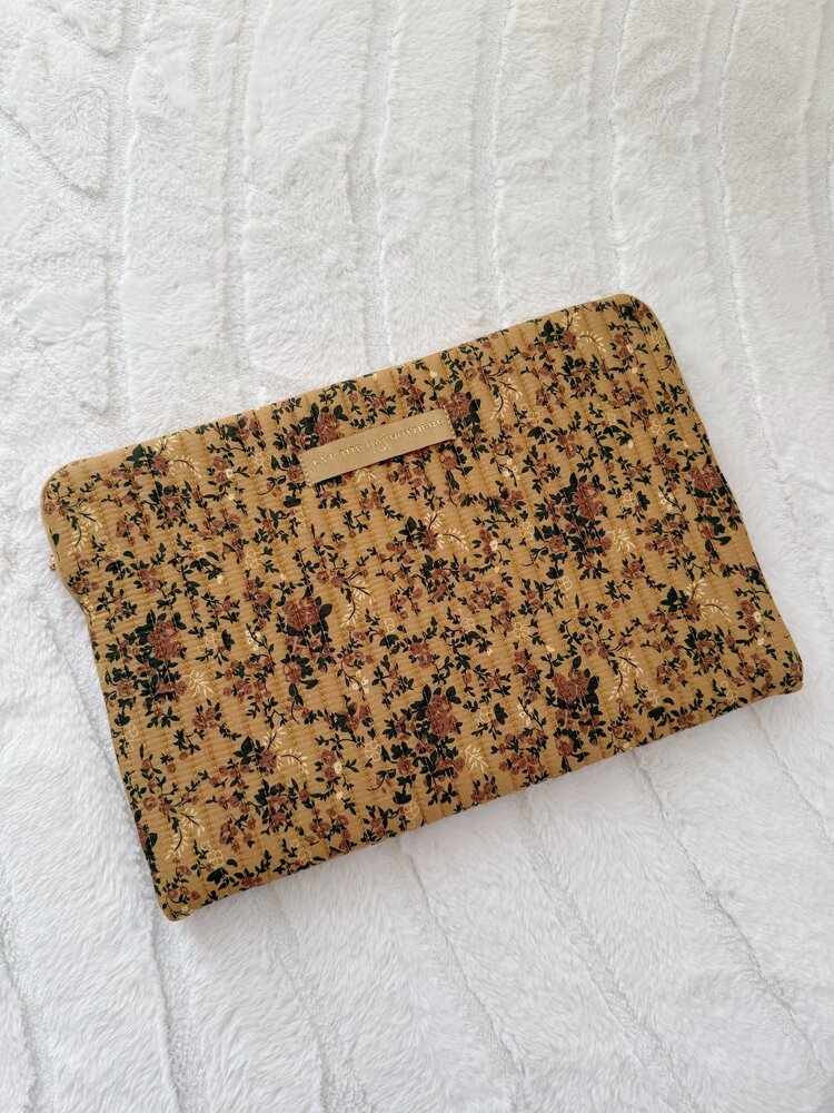 Belin Flower Laptop Sleeve / Mustard Yellow (13 inch)