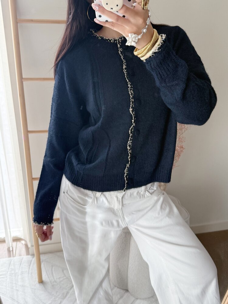 Bodil Floral Frill Knit Cardigan / Navy Blue