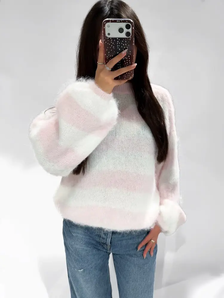 Dolly Fluffy Striped Sweater / Pink & White