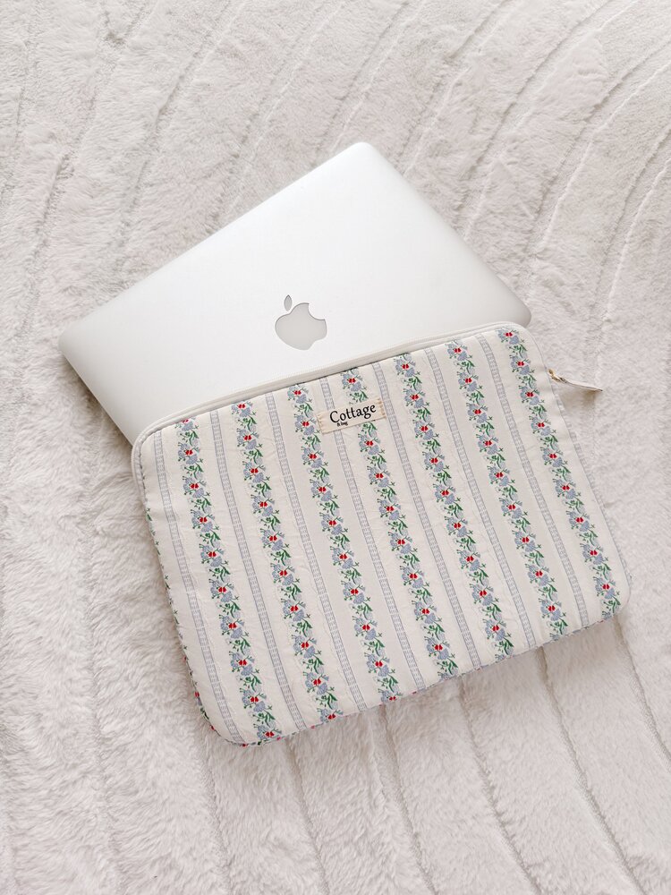 Cara Floral Stripe Laptop Sleeve / Blue (13 inch)