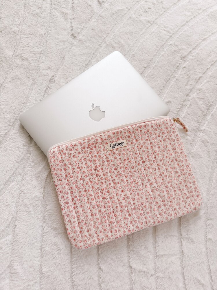 Cara Flower Laptop Sleeve / Pink (13 inch)