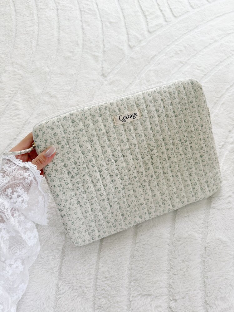 Cara Flower Laptop Sleeve / Light Green (13 inch)