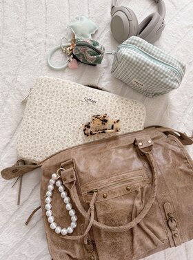 Cara Flower Laptop Sleeve / Light Brown (13 inch)