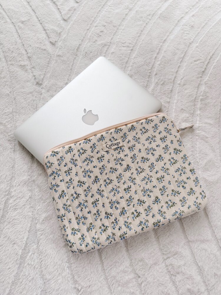 Cara Flower Laptop Sleeve / Blue (13 inch)