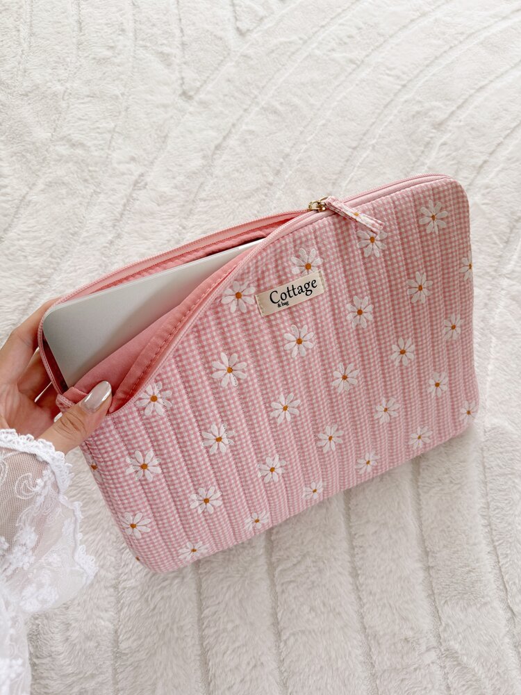 Cara Daisy Laptop Sleeve / Pink (13 inch)