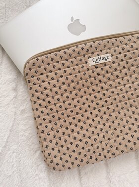 Cara Flower Quilt Laptop Sleeve / Latte (13 inch)