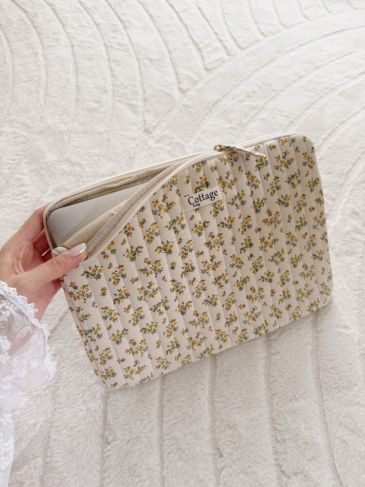 Cara Flower Laptop Sleeve / Yellow (13 inch)