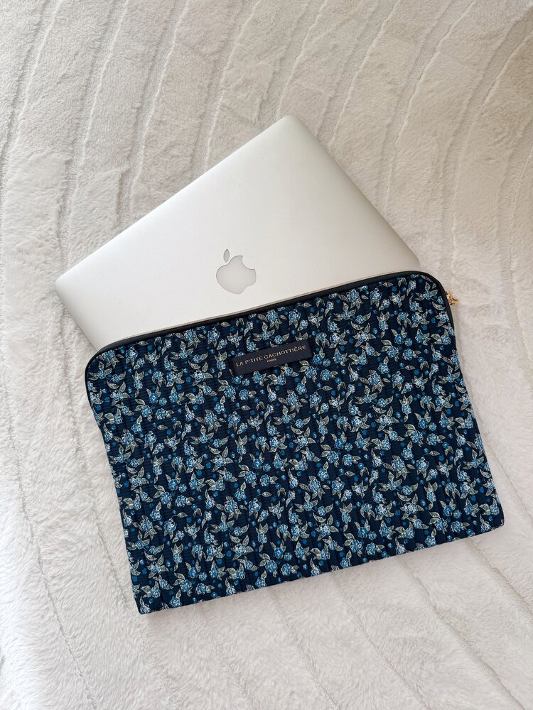 Belin Flower Laptop Sleeve / Navy Blue (14 inch)