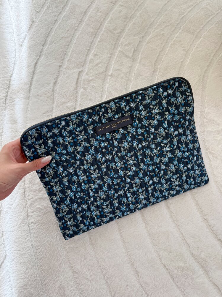 Belin Flower Laptop Sleeve / Navy Blue (14 inch)
