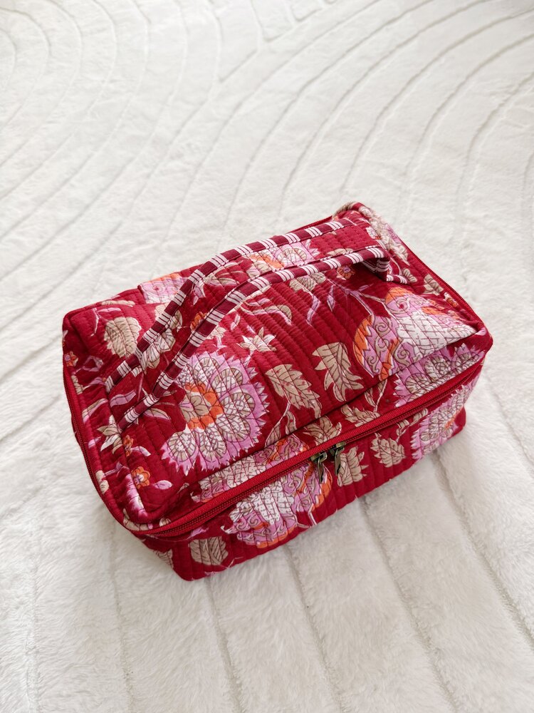 Malini Flower Toiletry Bag / Red