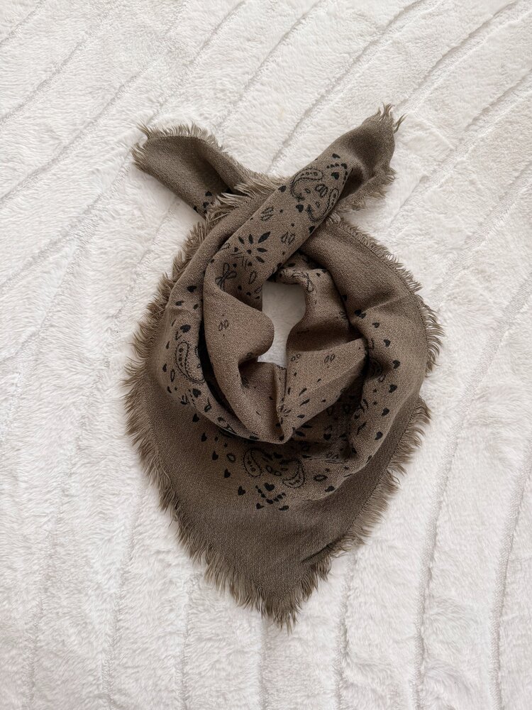 Loua Paisley Bandana Scarf / Army Green
