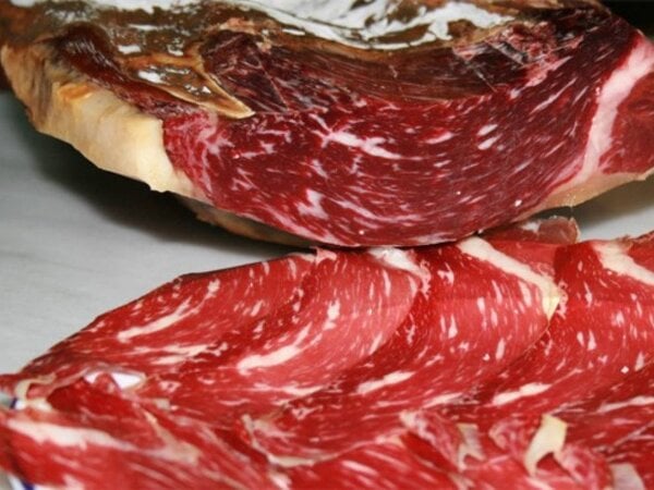 Cecina de León