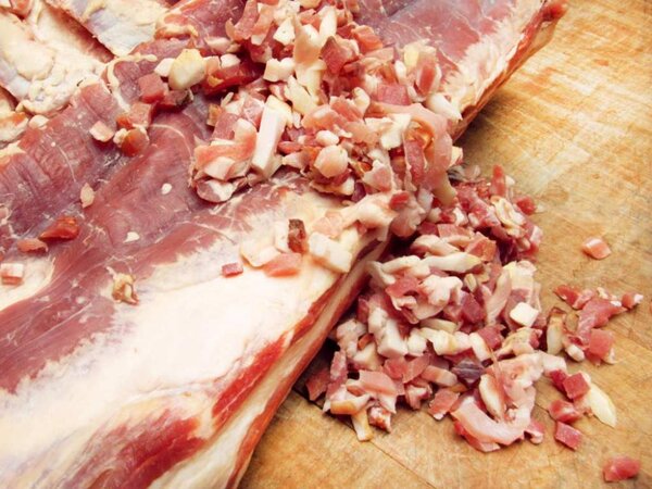 Diced bacon, smoked