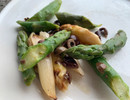 Groene en witte asperges/ Ligurische olijf