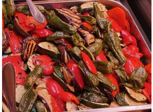 Gegrilde groenten: pimentos de Padron/paprika/aubergine/courgette