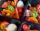 Salade caprese/mini burrata/basilicummayo (vega)
