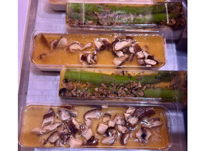 Briquette pannacotta wintertruffel/groene asperge/shiitake (vegetarisch)