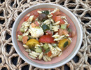 Orzo 'Caprese'/mozarella/ pesto/tomaat