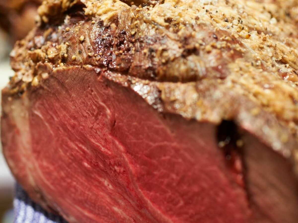 Wagyu roast beef (freshly cut)