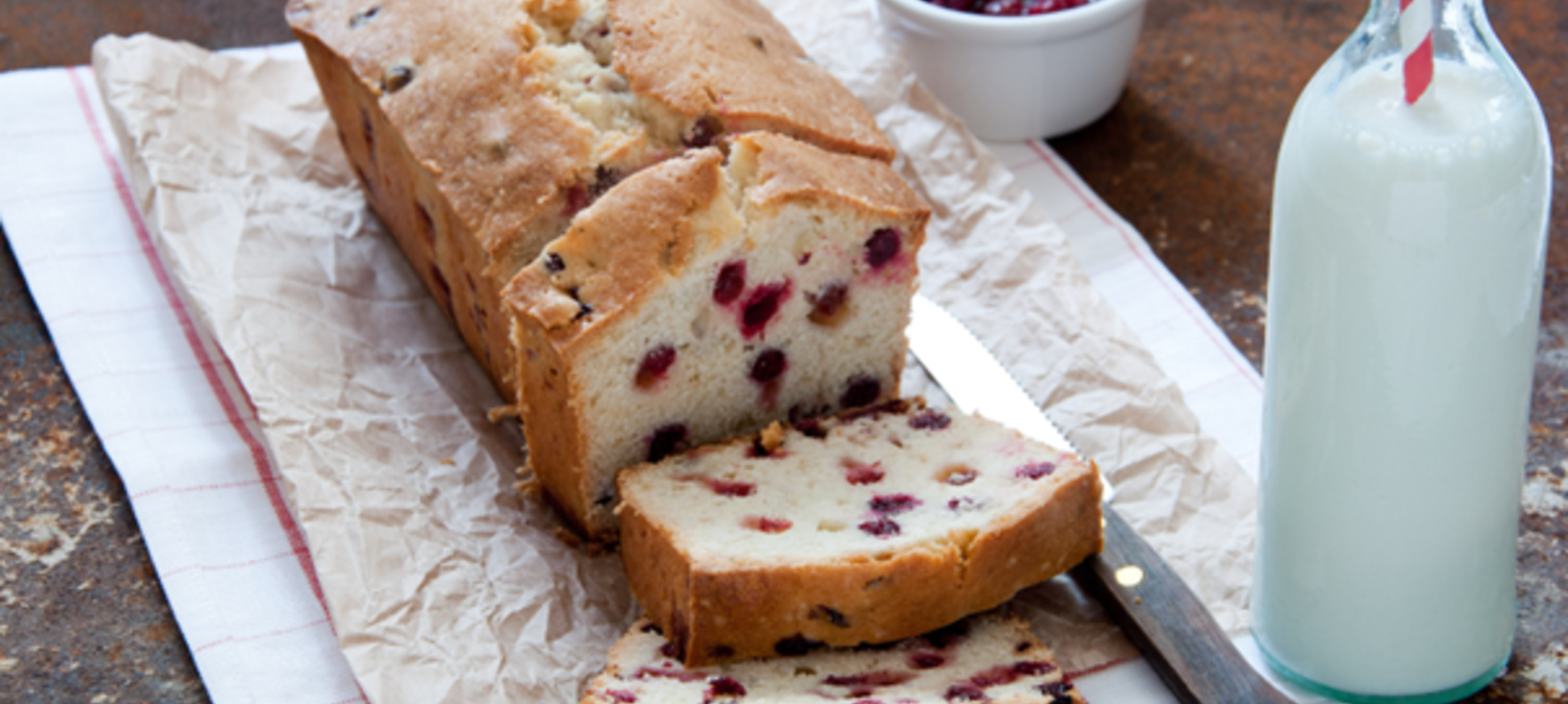 RECEPT | Cake met cranberries en groene thee