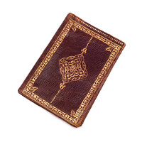 Bordeaux rode portemonnee met gouden opdruk