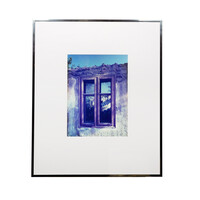 Dömötör, 'Binnenplaats achter raam'