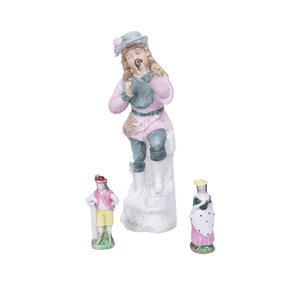 Keramiekmuseum Princessehof Drie beeldjes van keramiek