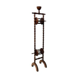 Haarlemmermeermuseum De Cruquius Antique wool winder