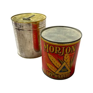 Zaans Museum Two tins