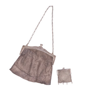 Mystery Museum Chain mail bag with purse