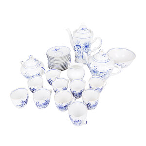 Streekhistorisch Centrum Stadskanaal Blauw beschilderd servies, 27-delig