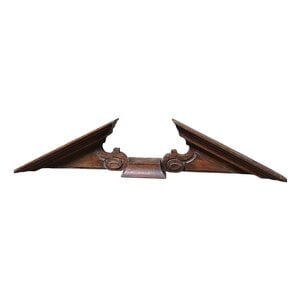 Museum Overschie Eikenhouten element van een kast