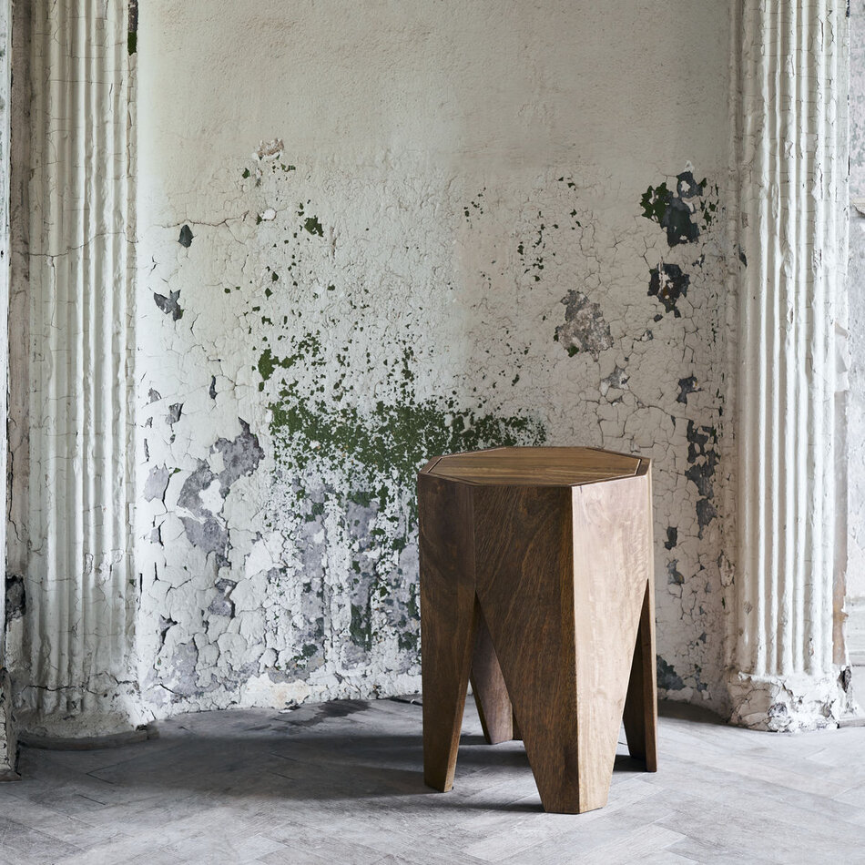 Sidetable Okta - Mango hout - Bruin