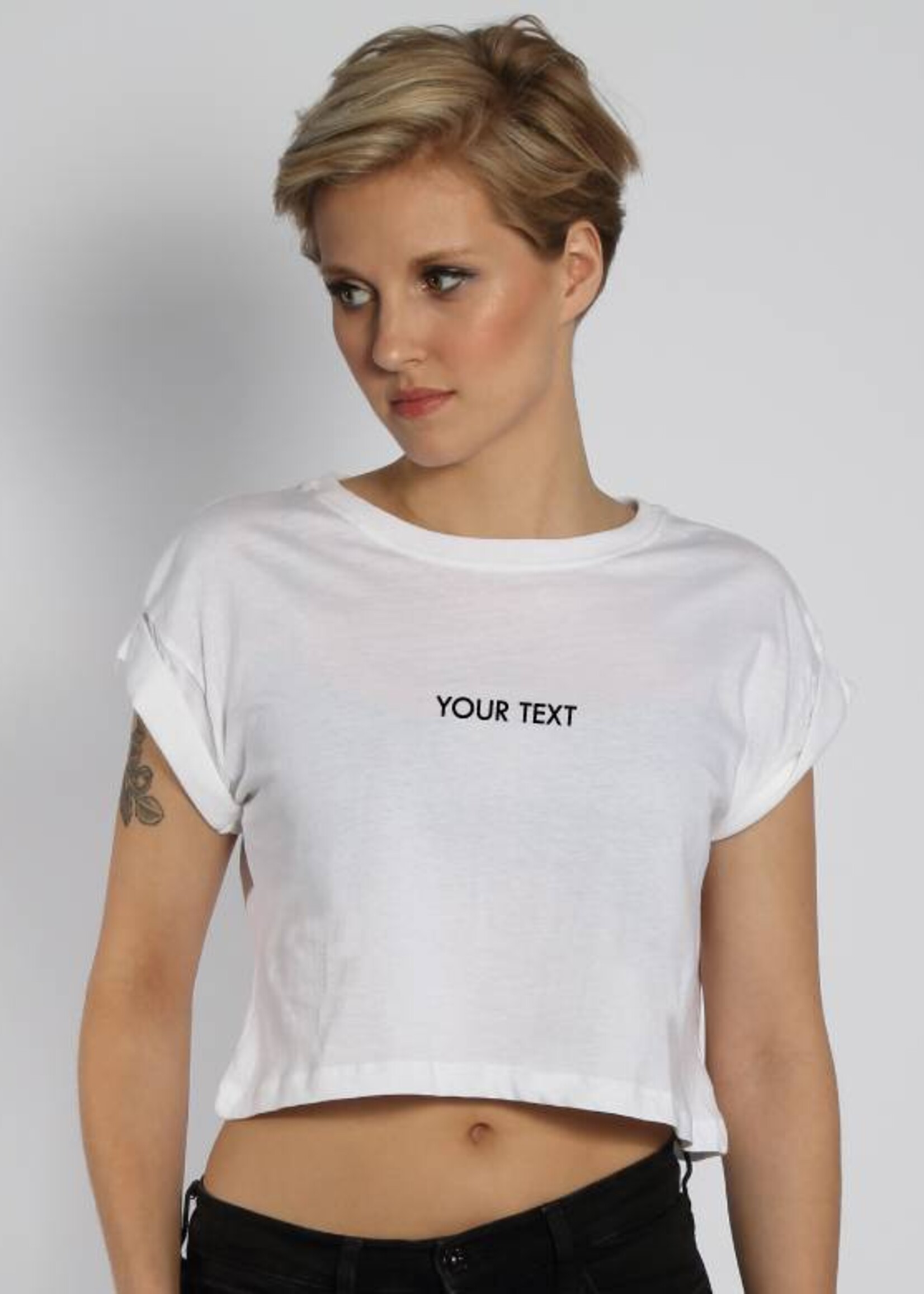 CUSTOM SMALL CAPS TEXT CROP TOP (WMN)