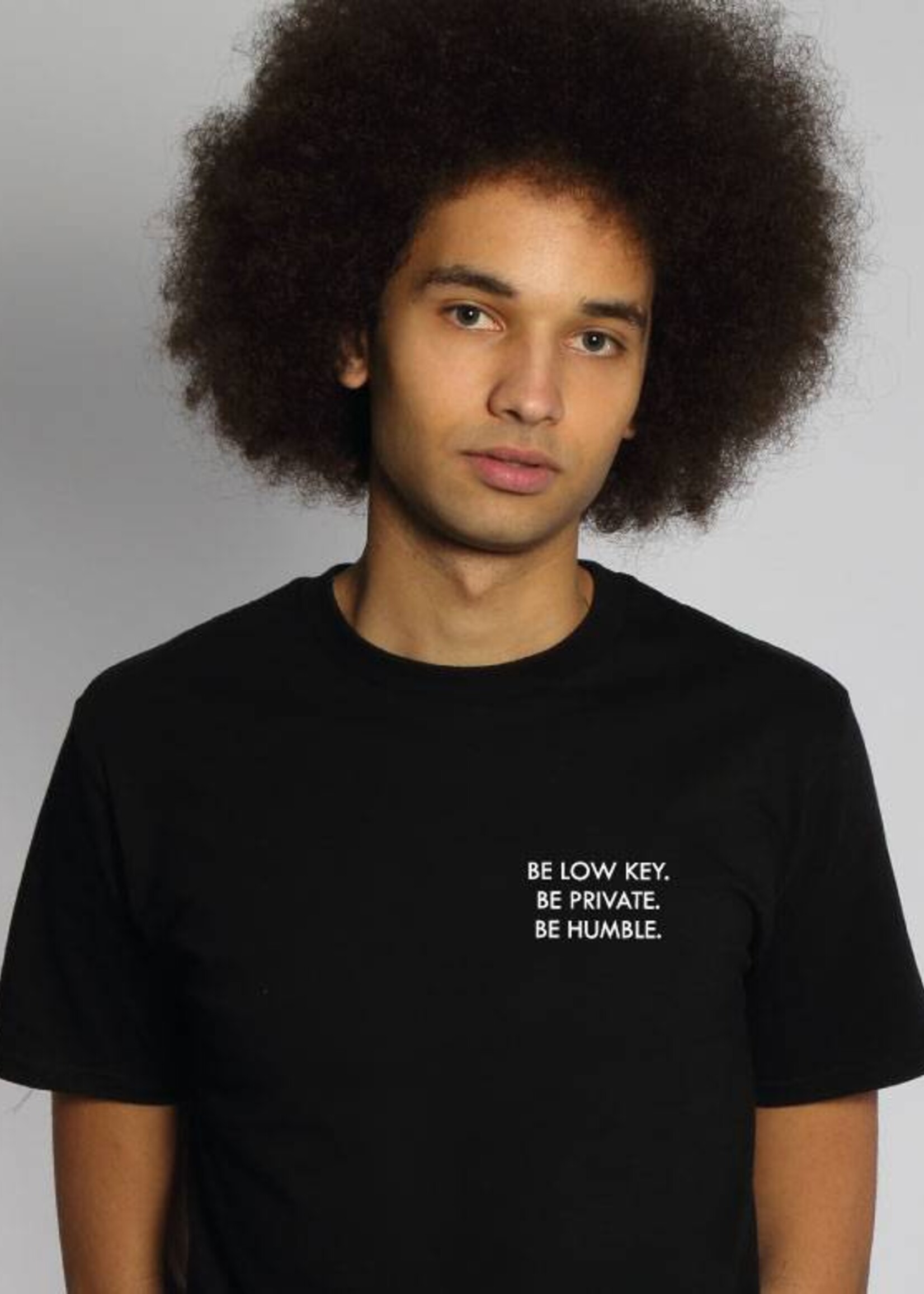 BE LOW KEY TEE (MEN)