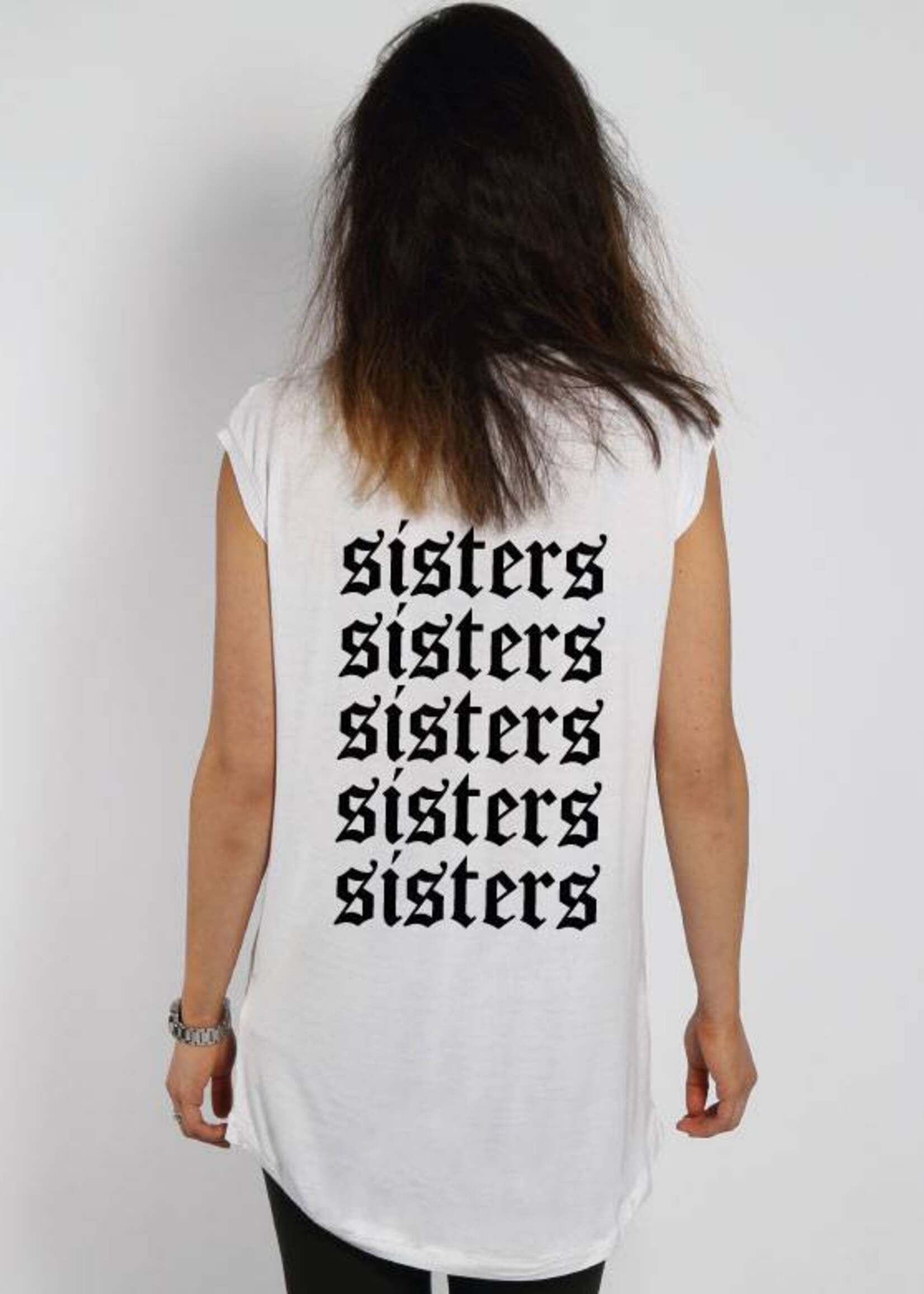 SISTERS 5 BFF SLEEVELESS TEE