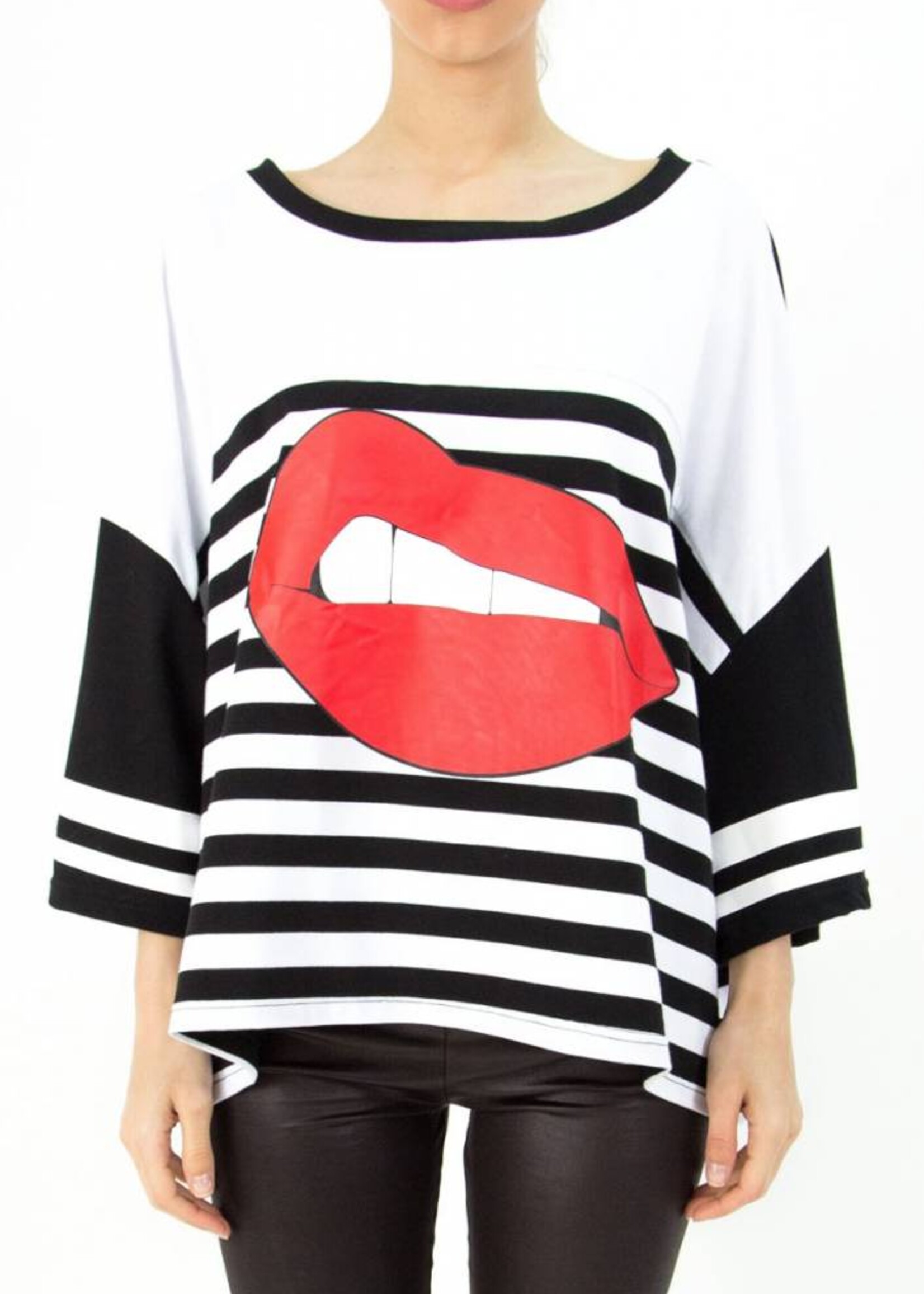 SIXTH JUNE STRIPE LIP OVERSIZE T-SHIRT