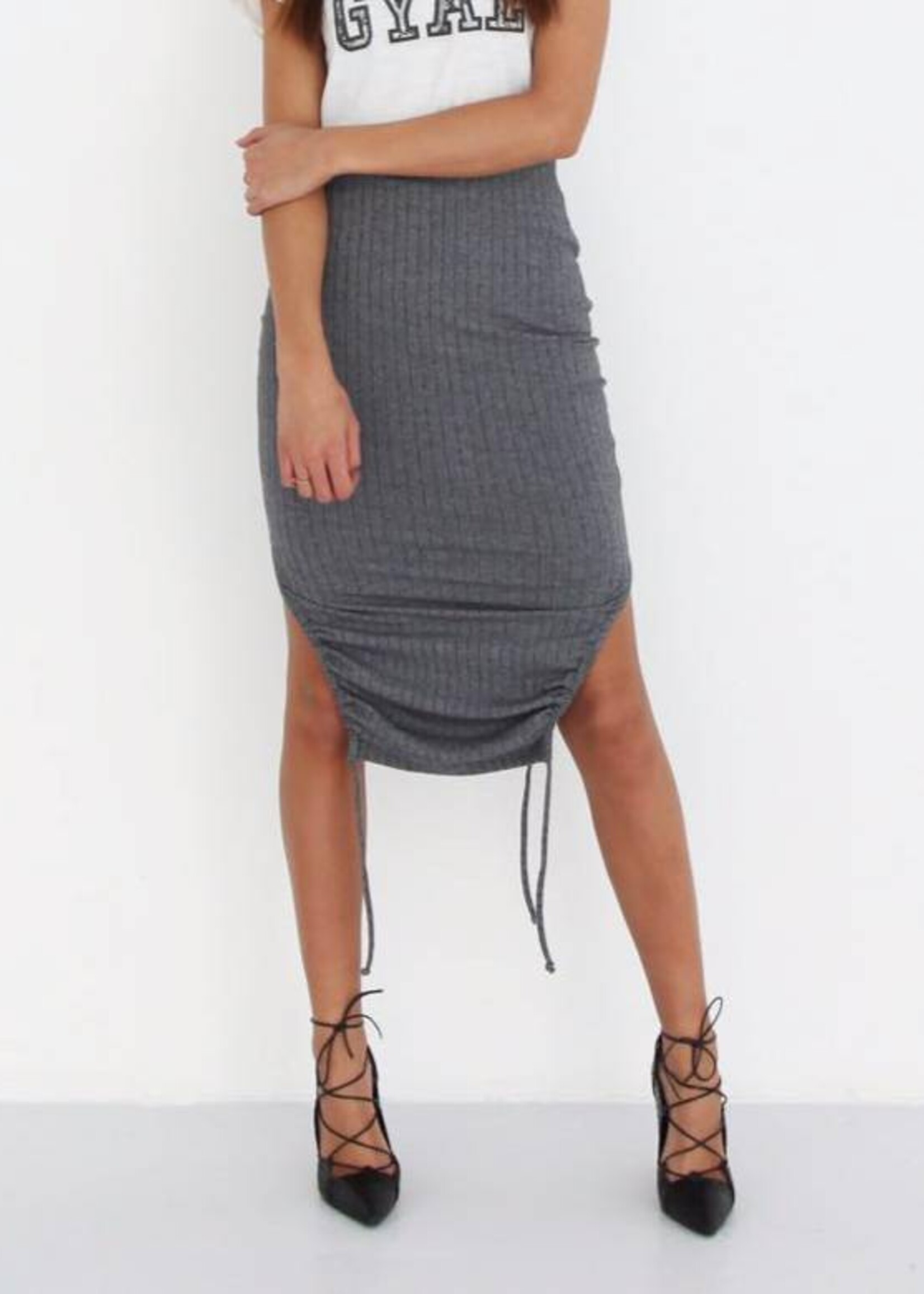 LA SISTERS RIBBED MIDI TUBE SKIRT GREY