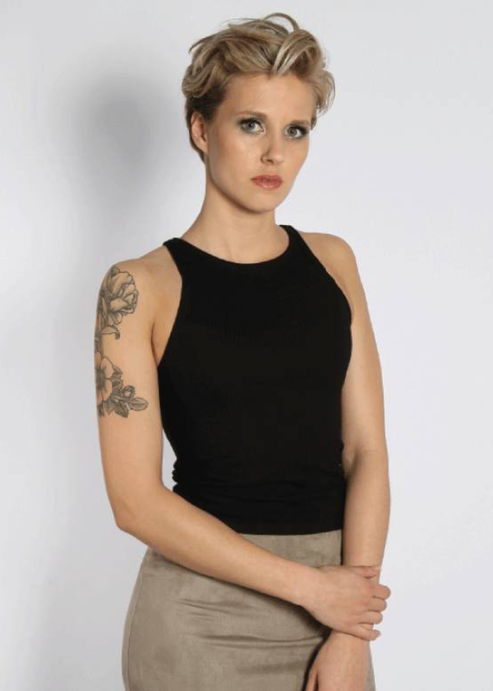 RIBBED CROP TOP BLACK