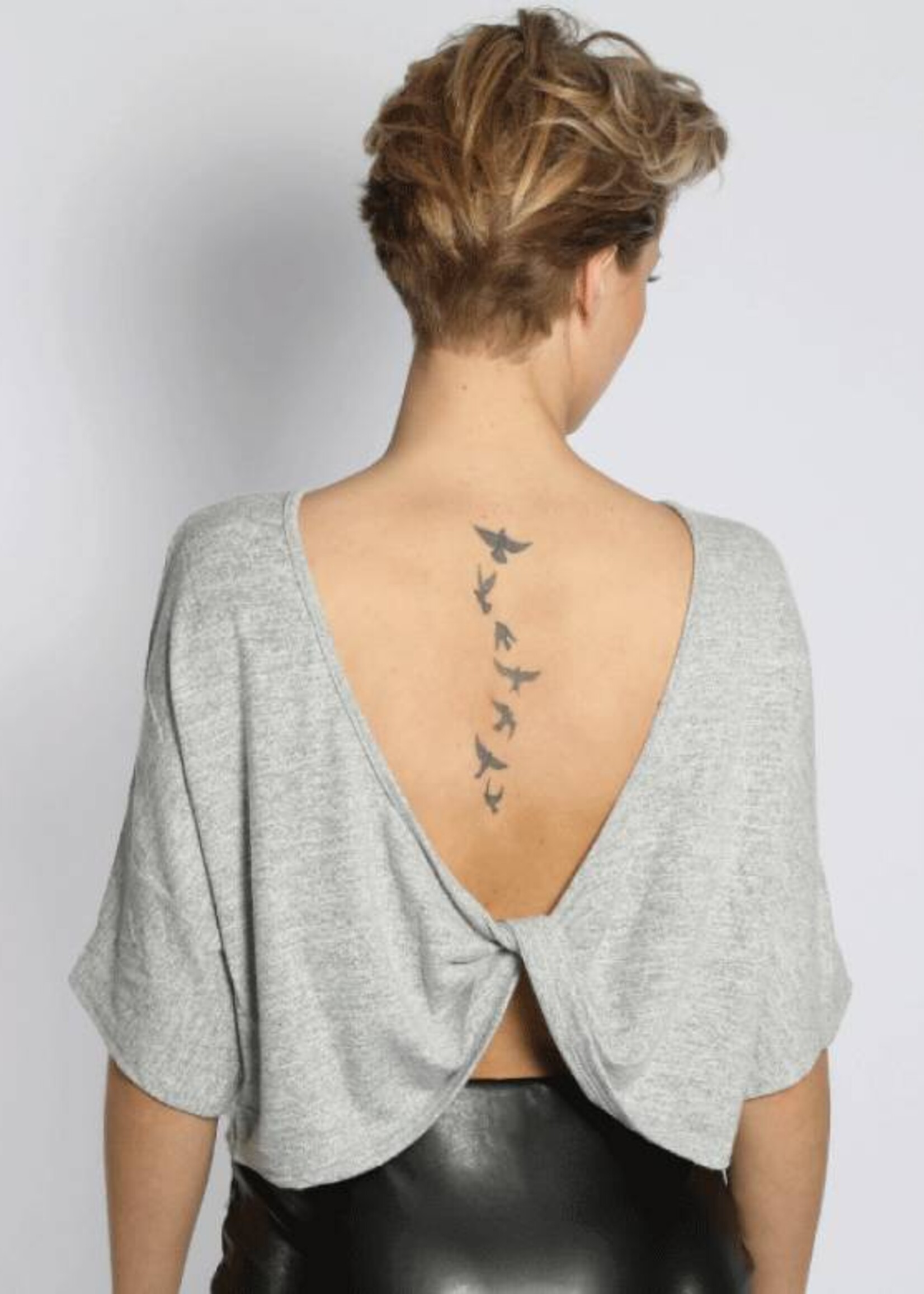 SIXTH JUNE TWISTED CROP TOP GREY