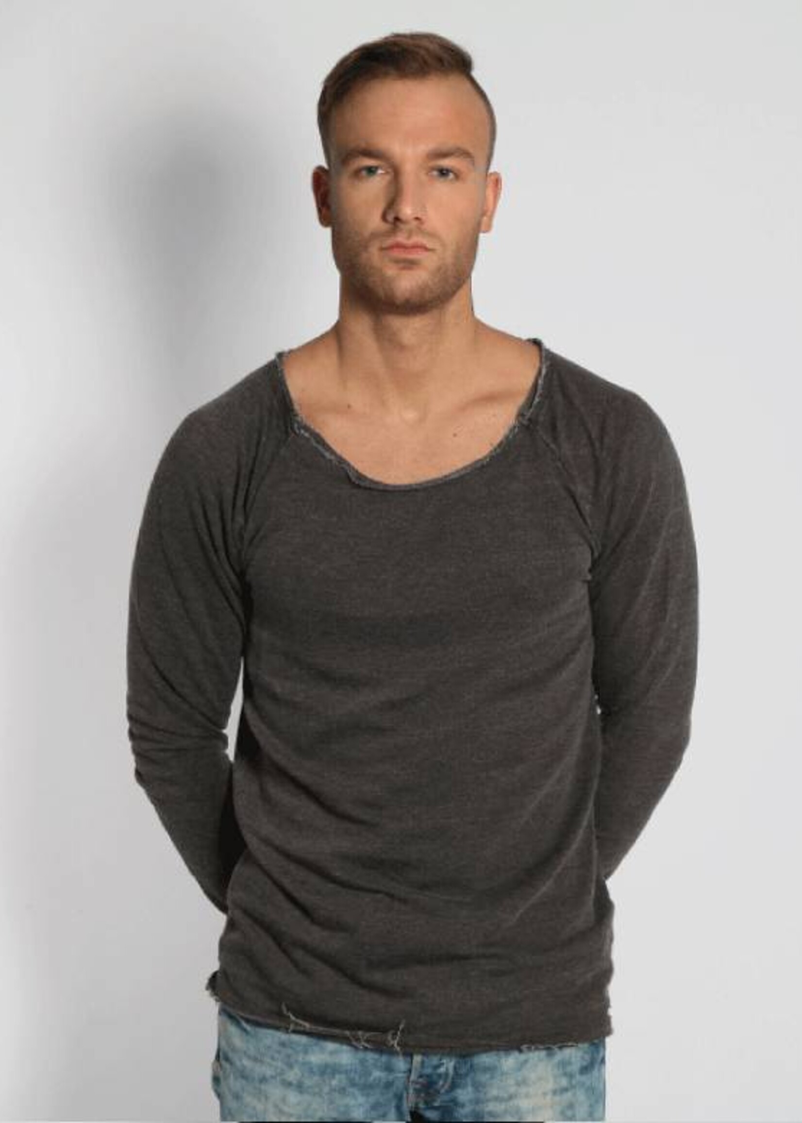 OPEN EDGE LONG CREW DARK GREY
