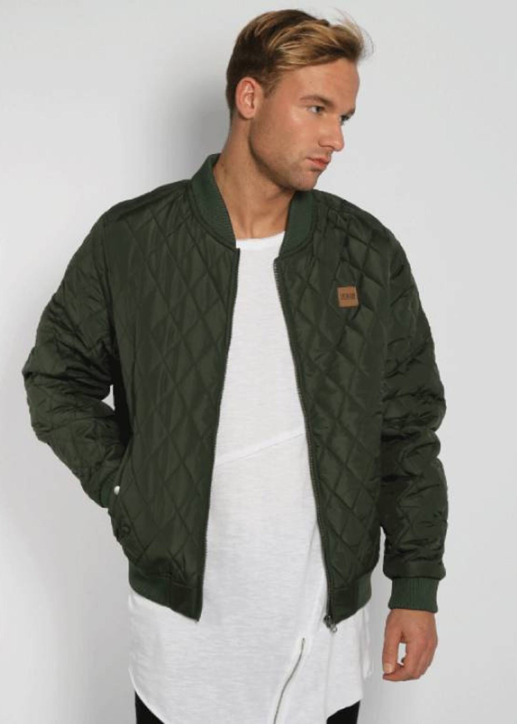QUILT BOMBER JKT OLIVE (MEN)