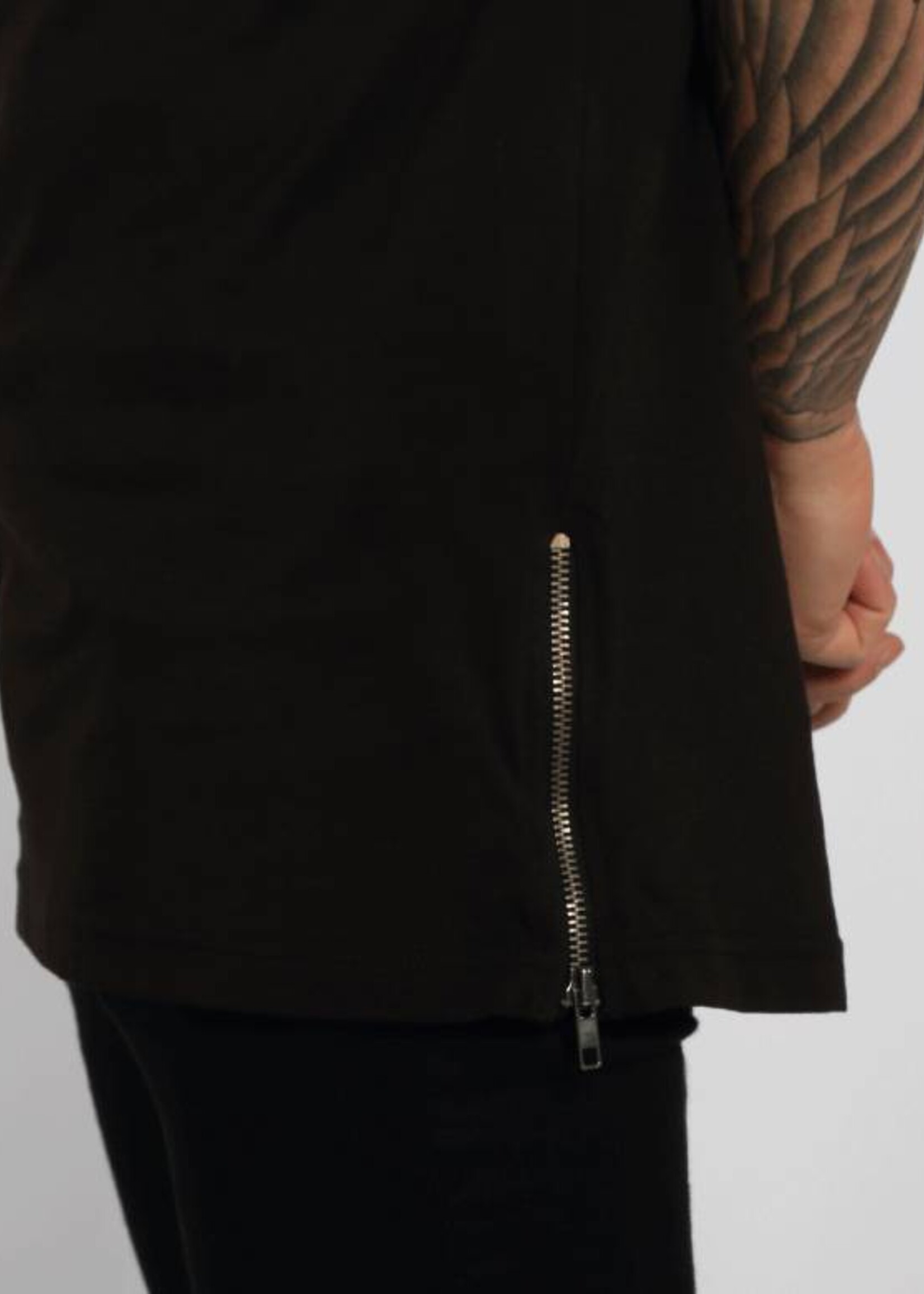 CUSTOM TEXT SIDE ZIP LONG TEE (MEN)