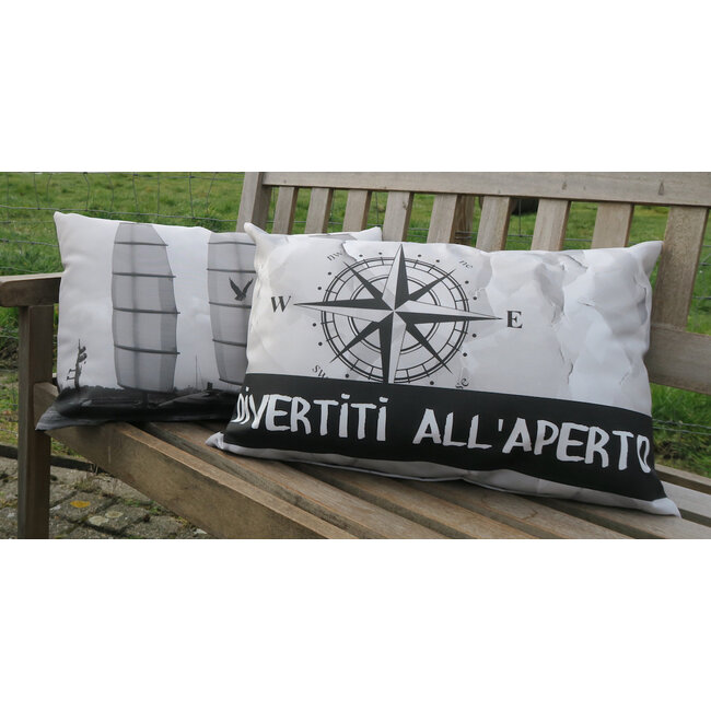 Velits Outdoor Buitenkussen Black kompas met eigen tekst