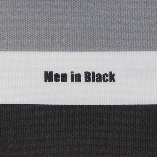 Velits Outdoor Buitenkussen Black vlag patroon