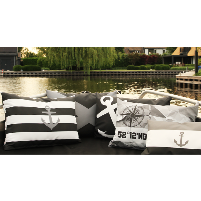 Velits Outdoor Bootkussen Men in Black met tekst Kantje Boord