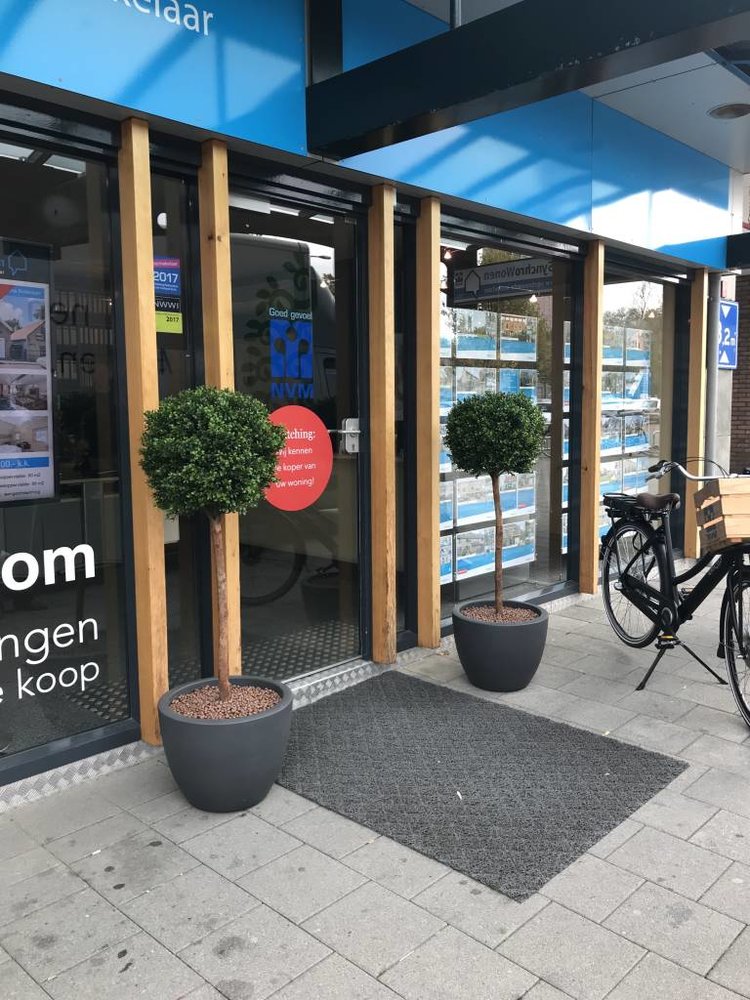 Artificial outdoor Boxwood ball on trunk 140 cm UV protected