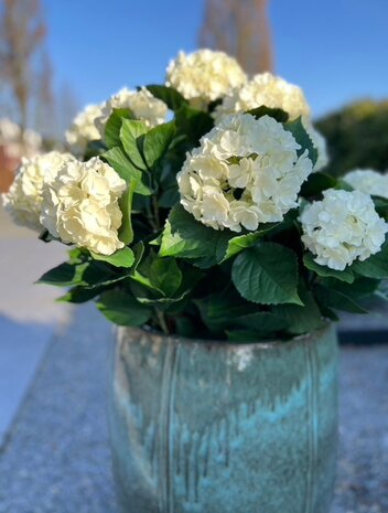 Artificial Hydrangea in white 80cm with UV protection Artificial Hydrangea in white 80cm with UV protection