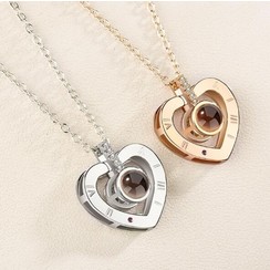 Necklace with projection (I love you)