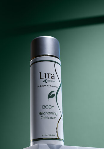  Lira Clinical Body Brightening Cleanser 150.8 ml 